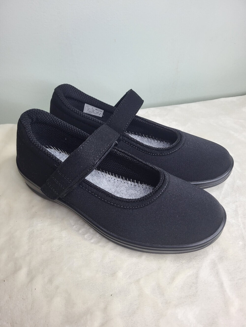 Orthofeet Springfield Black Mary Jane Strap Casual Flats. Size 7